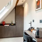 Le White By Sweett Hotel 3*
