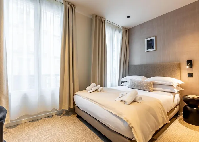 Le White By Sweett Paris