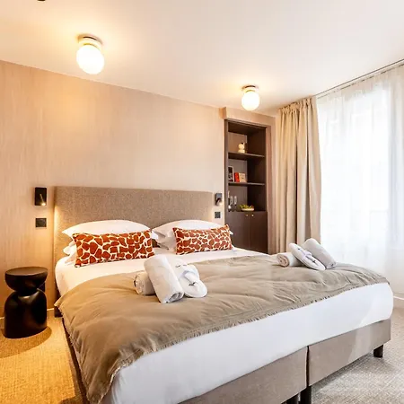 Le White By Sweett 3*